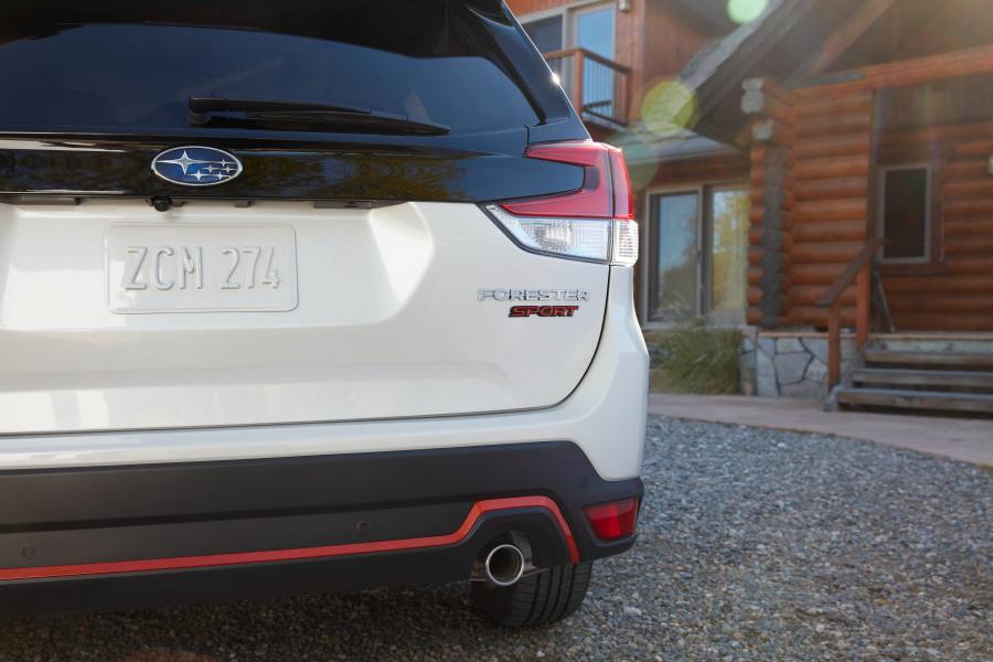 Детали экстерьера Subaru Forester Sport 2018 года  (NA) (фото 7 из 19)